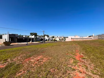 Lote/Terreno à venda, 300m² no Conjunto Residencial Vitório Cezarino, Rio das Pedras