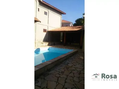 Sobrado com 7 Quartos à venda, 440m² no Santa Rosa, Cuiabá