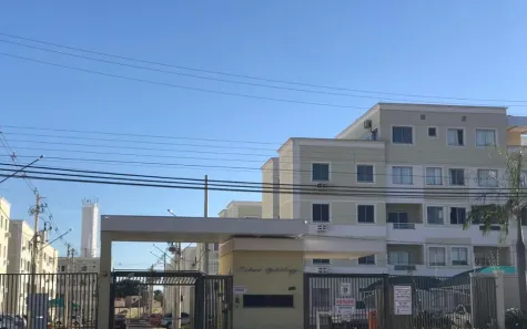 Apartamento com 2 Quartos para alugar, 10m² no Tiradentes, Campo Grande