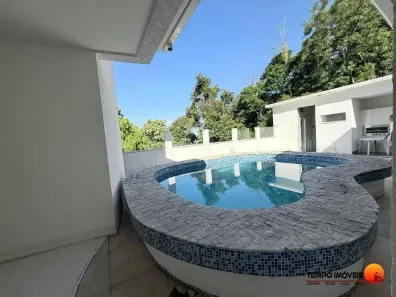 Casa de Condomínio com 4 Quartos à venda, 400m² no São Francisco, Niterói