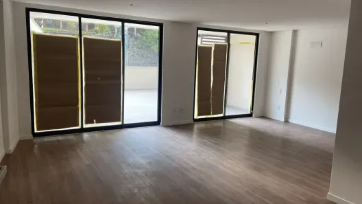 Apartamento com 1 Quarto à venda, 91m² no Itaipava, Petrópolis