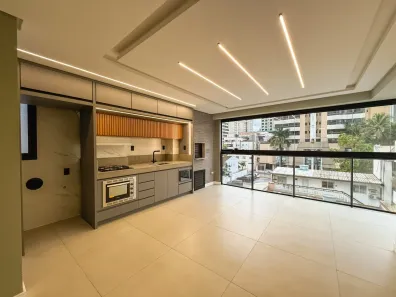 Apartamento com 3 Quartos à venda, 110m² no Centro, Balneário Camboriú