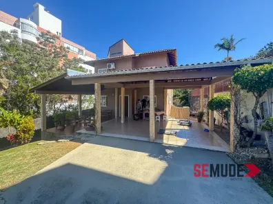 Casa com 4 Quartos à venda, 240m² no Carvoeira, Florianópolis