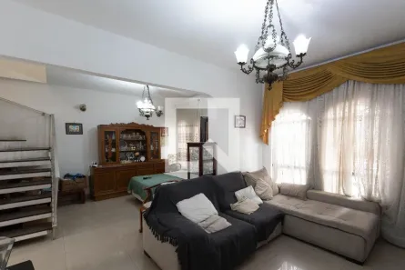 Casa com 3 Quartos à venda, 250m² no Vila Gustavo, São Paulo
