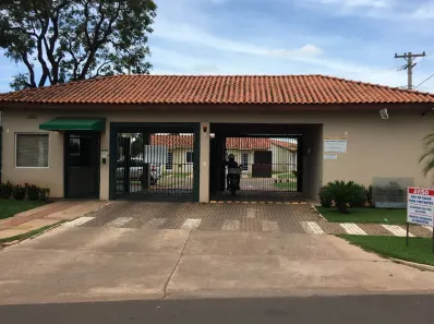 Casa de Condomínio com 2 Quartos à venda, 70m² no Parque Residencial Rita Vieira, Campo Grande