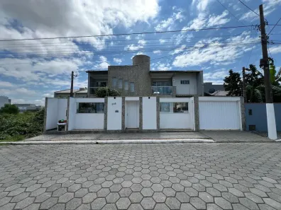 Sobrado com 4 Quartos à venda, 183m² no Itacolomi, Balneário Piçarras