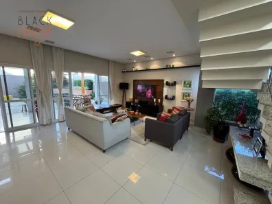 Casa de Condomínio com 3 Quartos à venda, 320m² no Quiririm, Taubaté