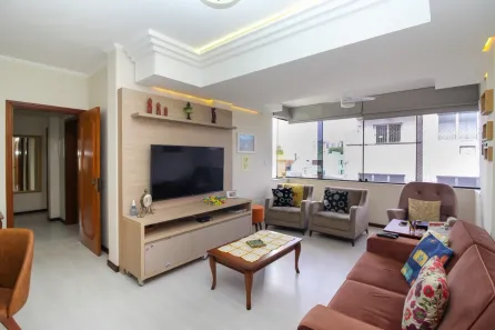 Apartamento com 3 Quartos à venda, 108m² no Passo da Areia, Porto Alegre