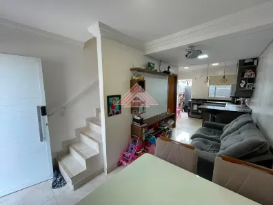 Sobrado com 2 Quartos à venda, 60m² no Jardim Santista, Mauá
