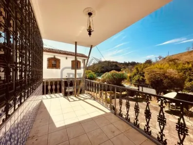Casa com 2 Quartos à venda, 340m² no Grama, Juiz de Fora