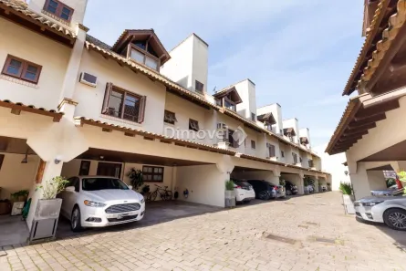 Casa de Condomínio com 3 Quartos à venda, 254m² no Vila Assunção, Porto Alegre