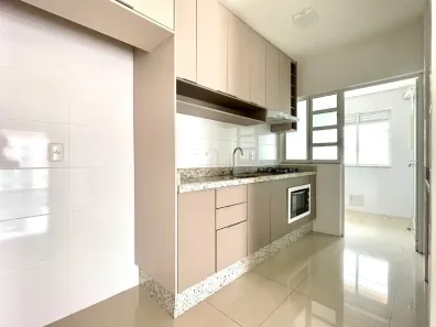 Apartamento com 2 Quartos para alugar, 74m² no Barreiros, São José