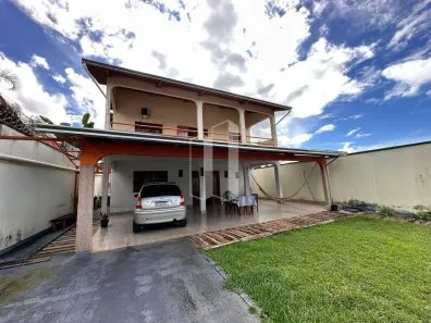 Casa com 3 Quartos à venda, 273m² no Residencial Guarema, Goiânia
