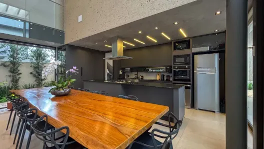 Casa de Condomínio com 4 Quartos à venda, 318m² no Jardim Sul, Uberlândia