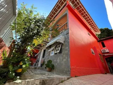 Casa com 3 Quartos à venda, 168m² no Jardim Santo Antônio, Macaé