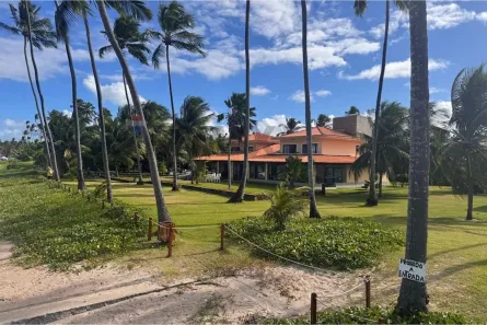 Casa com 6 Quartos para alugar, 700m² no , Maragogi