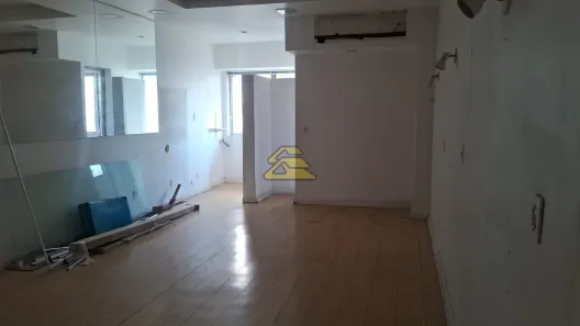 Sala Comercial para alugar, 63m² no Copacabana, Rio de Janeiro