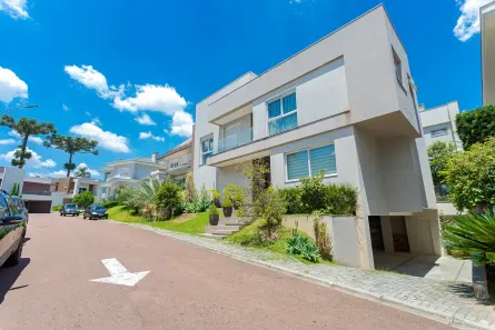 Casa de Condomínio com 4 Quartos à venda, 460m² no Tingui, Curitiba