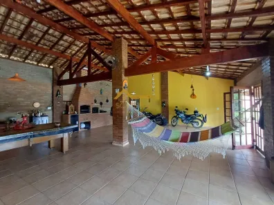 Fazenda/Sítio com 2 Quartos à venda, 271m² no Centro, Araçoiaba da Serra