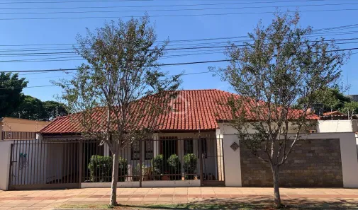 Casa com 3 Quartos à venda, 175m² no São Francisco, Campo Grande