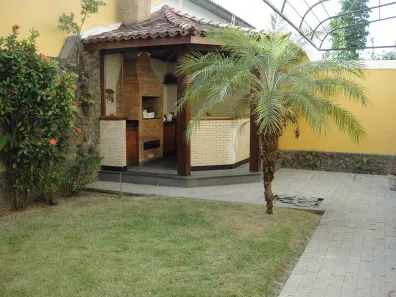 Casa com 5 Quartos à venda, 329m² no Centro, Campos dos Goytacazes