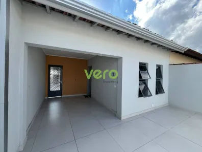 Casa com 3 Quartos para alugar, 124m² no Jardim São Vito, Americana