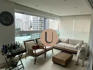 Apartamento com 3 Quartos para venda ou aluguel, 210m² no Vila Olímpia, São Paulo