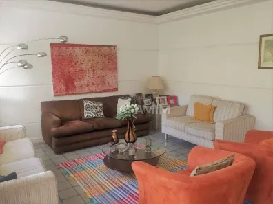 Casa de Condomínio com 4 Quartos à venda, 180m² no Badu, Niterói