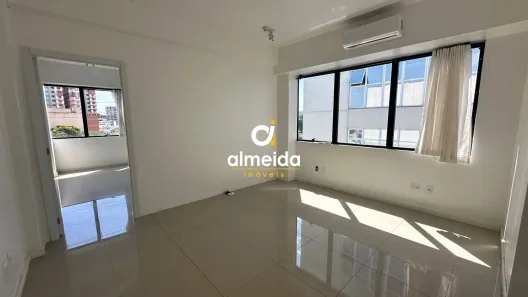 Sala Comercial com 1 Quarto à venda, 34m² no Nossa Senhora das Dores, Santa Maria