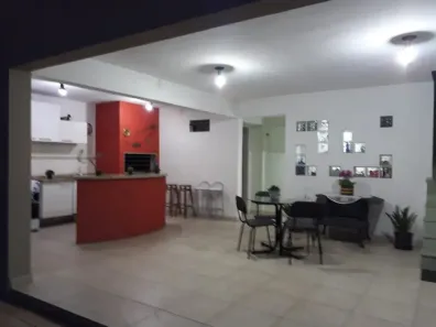 Casa com 4 Quartos à venda, 297m² no Passo da Areia, Porto Alegre