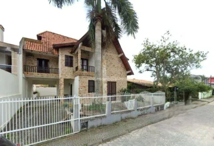 Casa com 5 Quartos à venda, 150m² no Centro, Bombinhas