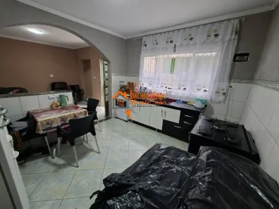 Sobrado com 5 Quartos à venda, 200m² no Vila Santa Maria, Guarulhos