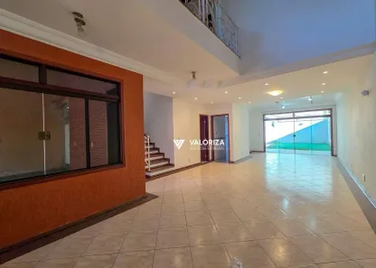 Casa com 3 Quartos à venda, 322m² no Vila Hortência, Sorocaba