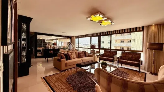 Apartamento com 3 Quartos à venda, 180m² no Bela Vista, Porto Alegre