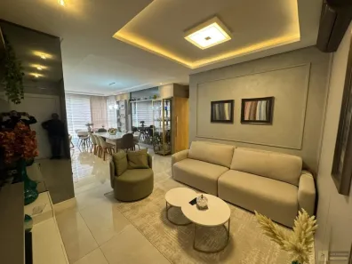 Apartamento com 3 Quartos para alugar, 135m² no Centro, Balneário Camboriú
