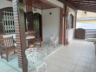 Casa com 3 Quartos à venda, 210m² no Mutuá, São Gonçalo