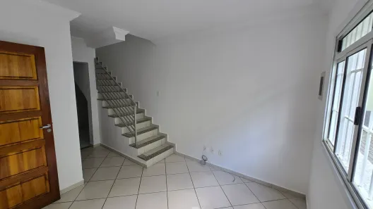 Casa com 2 Quartos à venda, 75m² no Parque Ipê, São Paulo