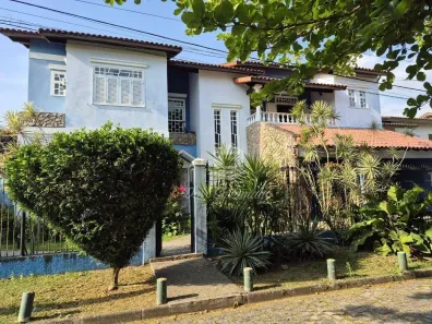 Casa com 6 Quartos à venda, 417m² no Camboinhas, Niterói