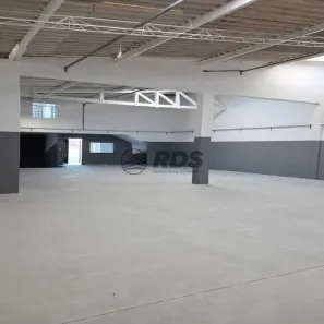 Galpão/Depósito/Armazém para alugar, 233m² no Canhema, Diadema