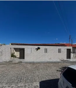 Casa com 4 Quartos à venda, 390m² no Ponto Novo, Aracaju