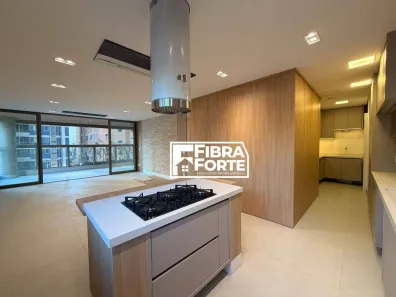 Apartamento com 3 Quartos para alugar, 156m² no Cambuí, Campinas