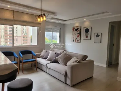 Apartamento com 2 Quartos à venda, 66m² no Vila Ipiranga, Porto Alegre