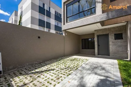 Casa de Condomínio com 3 Quartos à venda, 193m² no Água Verde, Curitiba