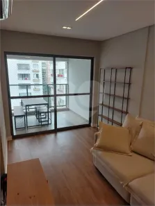 Apartamento com 2 Quartos para alugar, 96m² no Santo Amaro, São Paulo