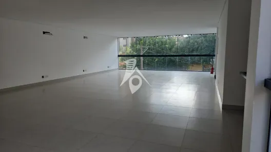 Prédio Comercial para alugar, 300m² no Vila Regente Feijó, São Paulo