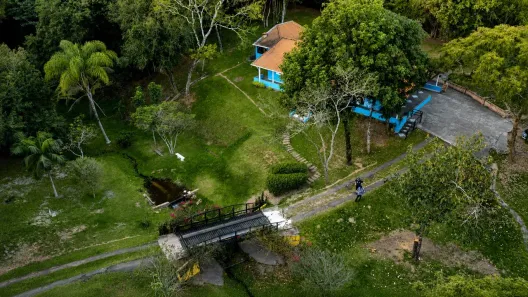 Fazenda/Sítio com 3 Quartos para alugar, 3380m² no , Itirapina