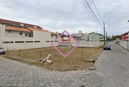 Lote/Terreno à venda, 400m² no Ingleses do Rio Vermelho, Florianópolis