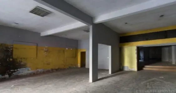 Galpão/Depósito/Armazém para alugar, 220m² no Itaim Paulista, São Paulo