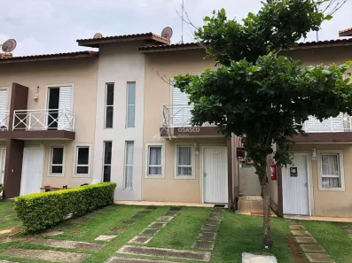 Casa de Condomínio com 2 Quartos à venda, 65m² no Jardim Central, Cotia