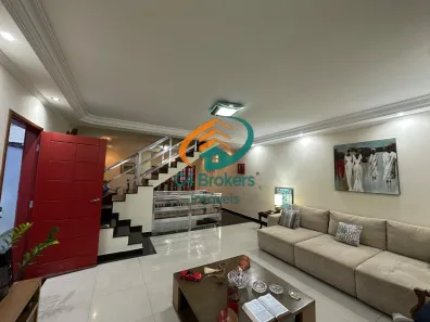 Sobrado com 4 Quartos à venda, 231m² no Vila Galvão, Guarulhos